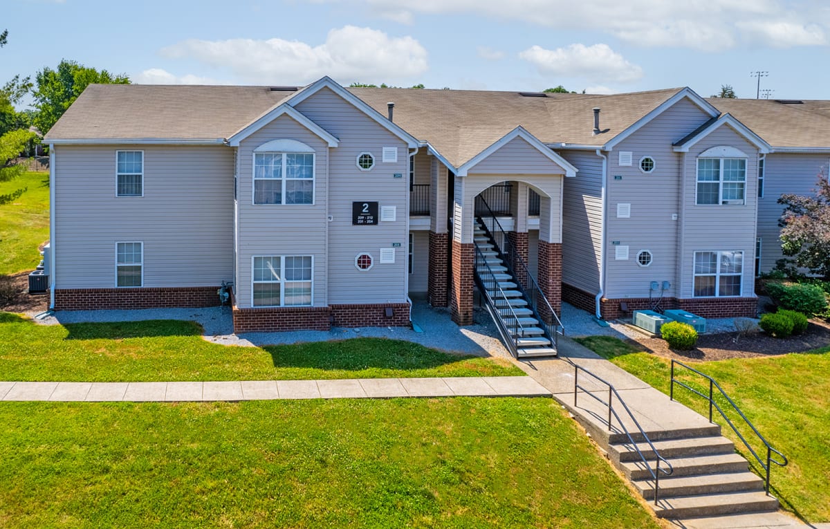 Photos and Video of Willow Creek Apartments in Mount Juliet, TN